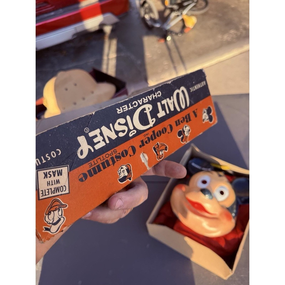Vintage Ben Cooper Mickey Mouse Costume w Mask Box Disney Halloween 60s - Picture 10 of 10